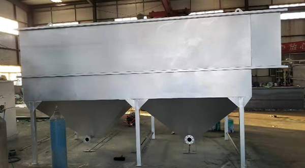 高效纖維過濾設備有哪些類型?-青島樂中環(huán)?？萍加邢薰? /> 
</p>
<p style=